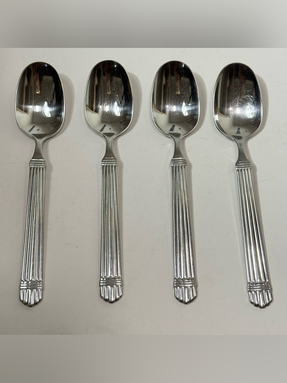 4 Wallace CHARDONNAY Oval Soup Spoons 18/8 Stainless Flatware Ribbed 7 1/2”
